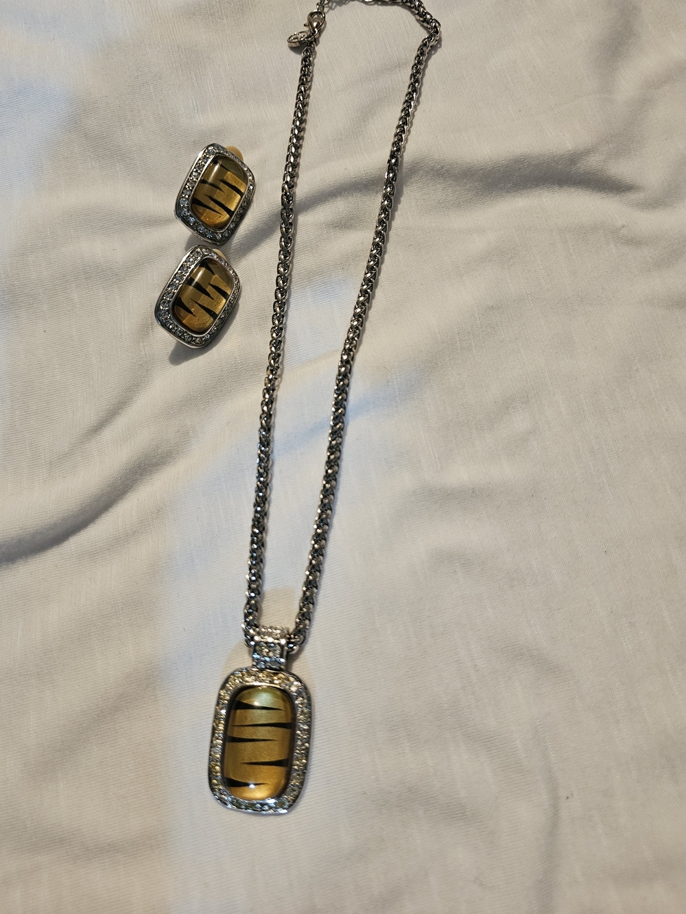 Yellow Tiger Eye Pendant Necklace and Clip Earrings Set
